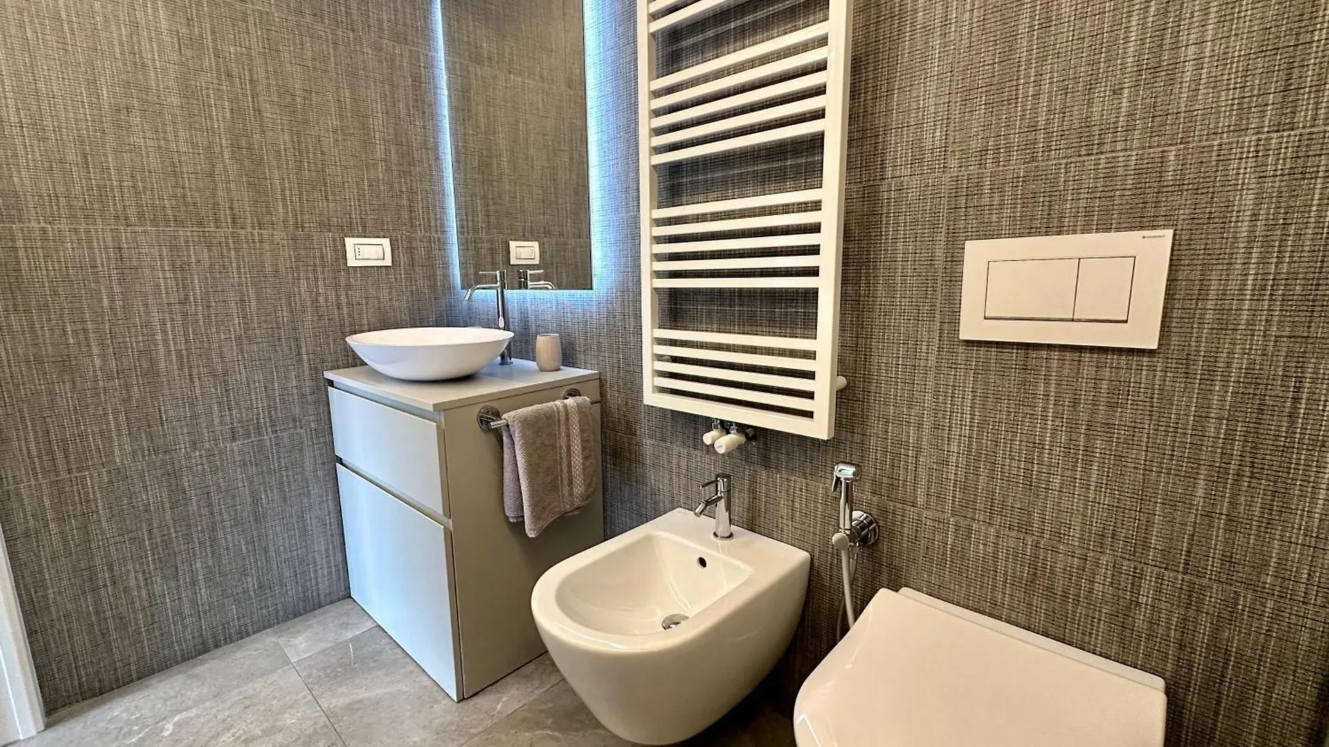 Luxury Lake View Apartment - Lake Como - 切尔诺比奥 意大利